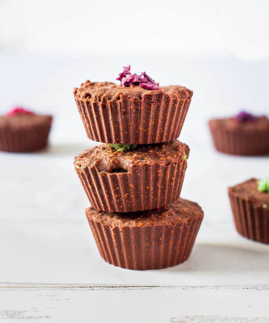 no-bake chocolate crunch cups